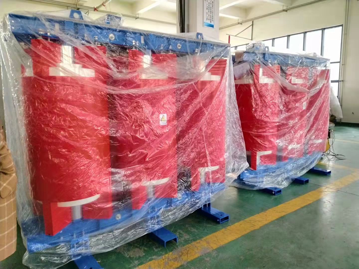 消弧線圈三相接地變中含所用變是怎么回事？